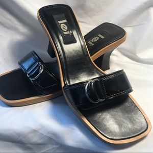l.e.i. Sandal